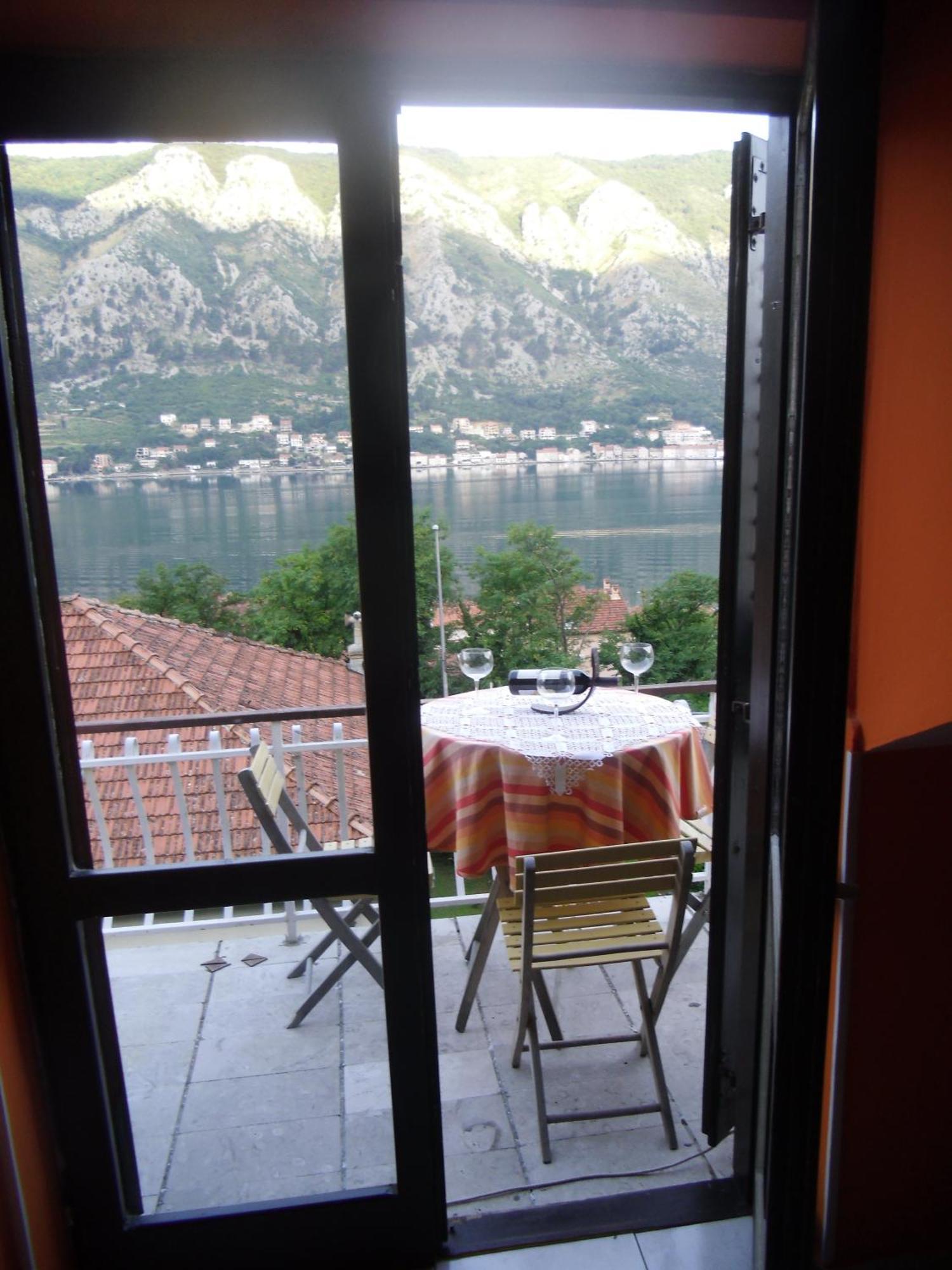 Apartments Coso Zlatne Njive Bb Kotor Zewnętrze zdjęcie